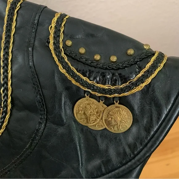 Vintage black leather clutch or crossbody purse with french coins - Picture 6 of 9